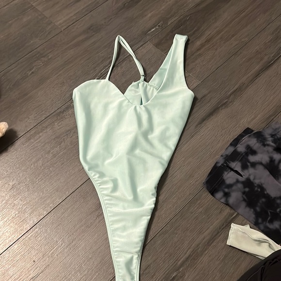 Blue body suit - Picture 1 of 2